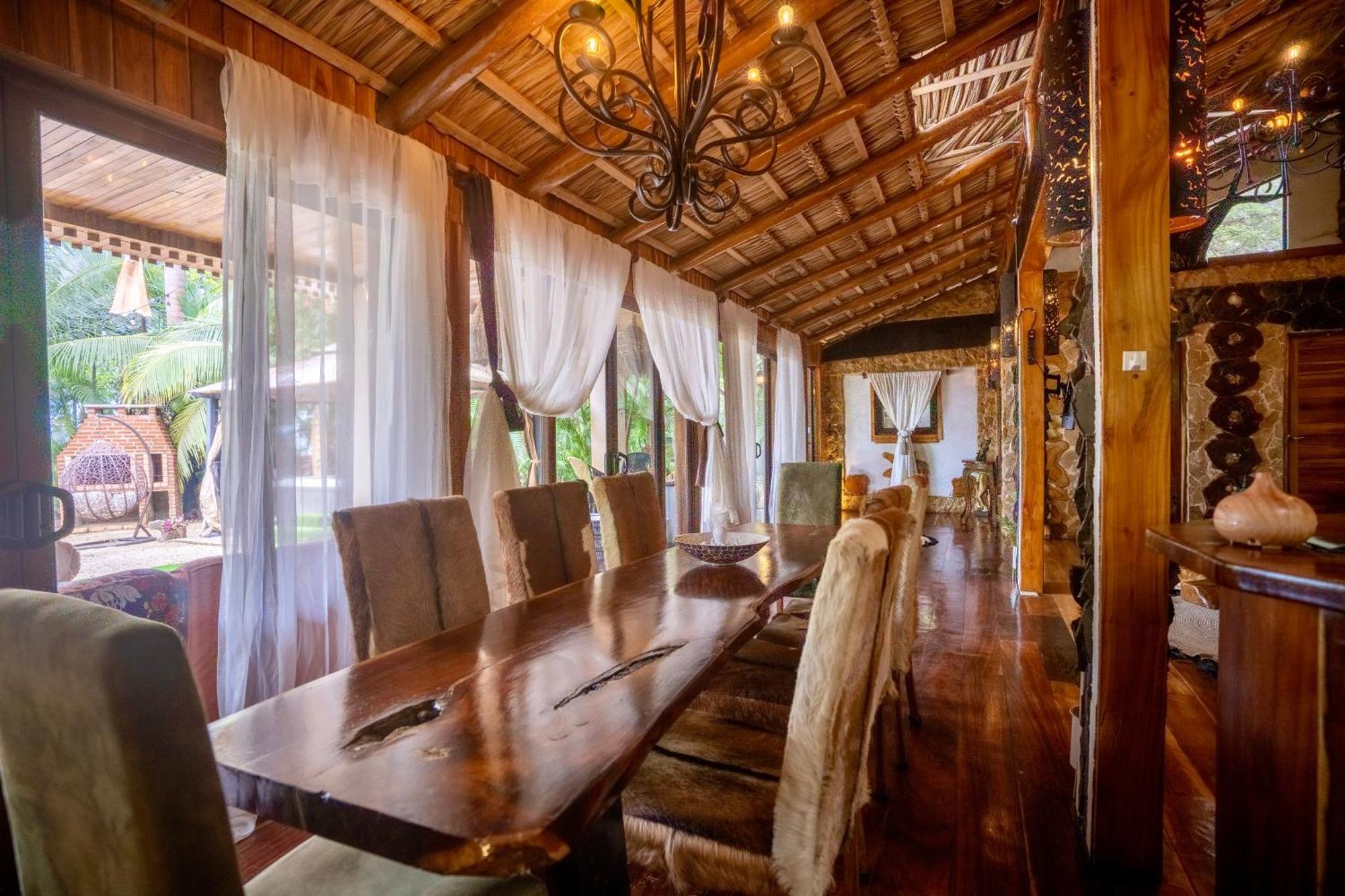Ocho Artisan Bungalows (Adults Only) Tamarindo Zewnętrze zdjęcie