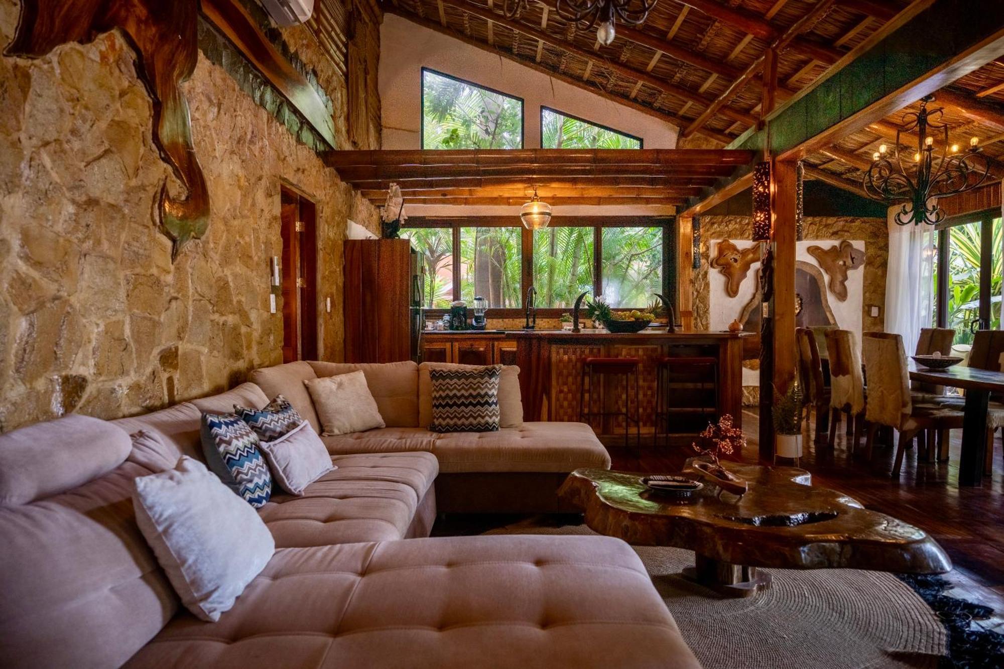 Ocho Artisan Bungalows (Adults Only) Tamarindo Zewnętrze zdjęcie