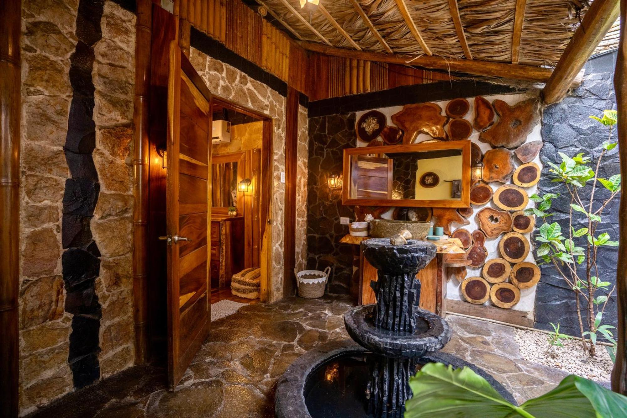 Ocho Artisan Bungalows (Adults Only) Tamarindo Zewnętrze zdjęcie